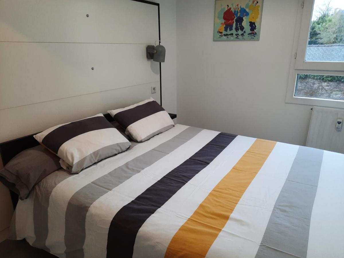 La Poterie - Appartement Avec Balcon Et Parking Prive Quimper Kültér fotó