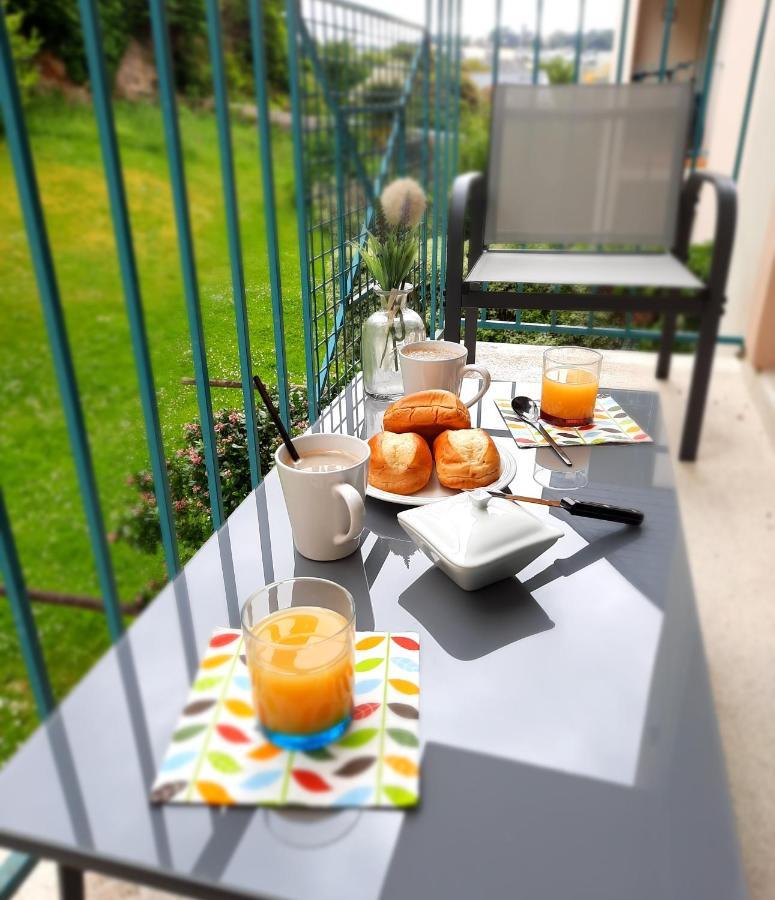 La Poterie - Appartement Avec Balcon Et Parking Prive Quimper Kültér fotó
